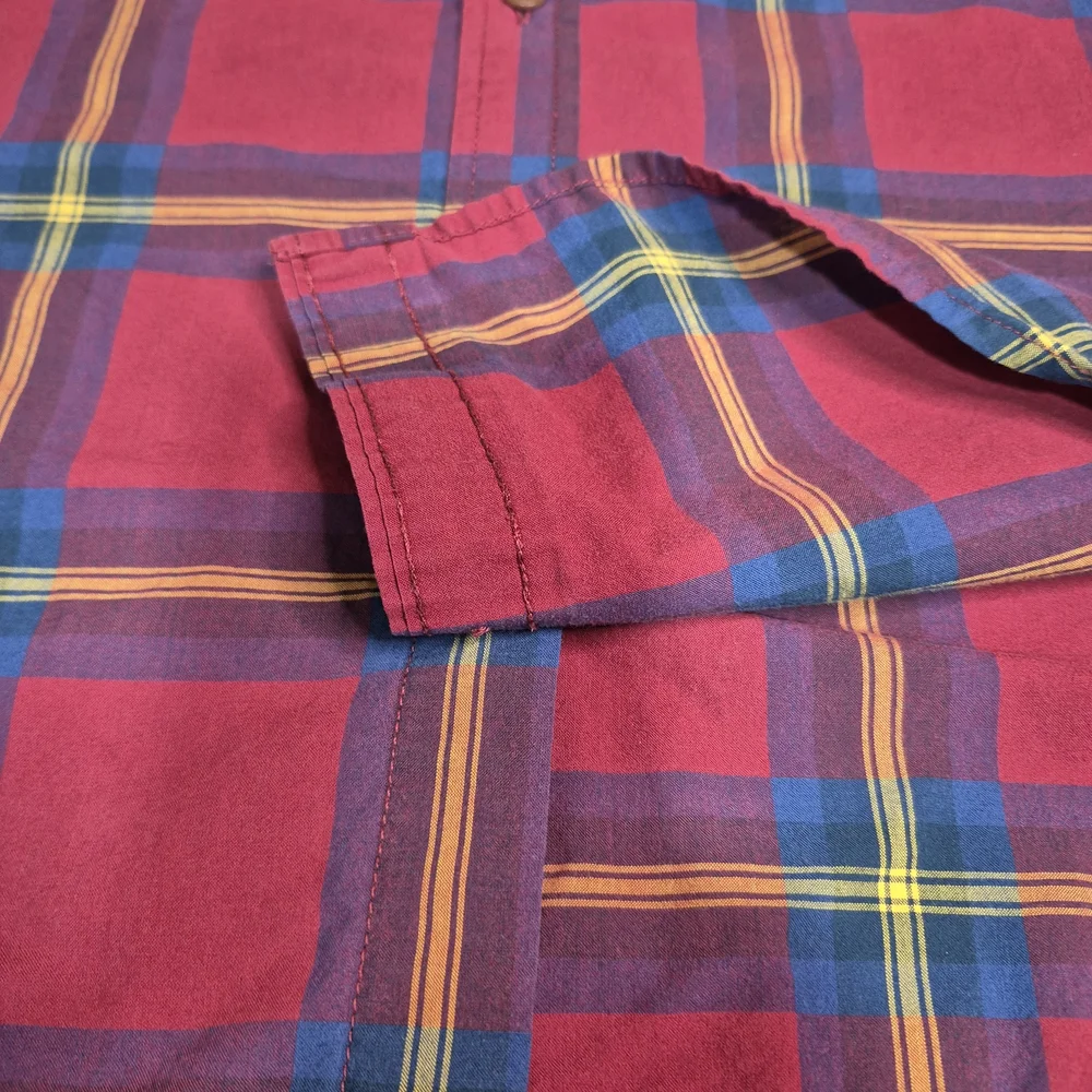 Levi's Ruby and Blue Plaid Button-Down Shirt 2703/380